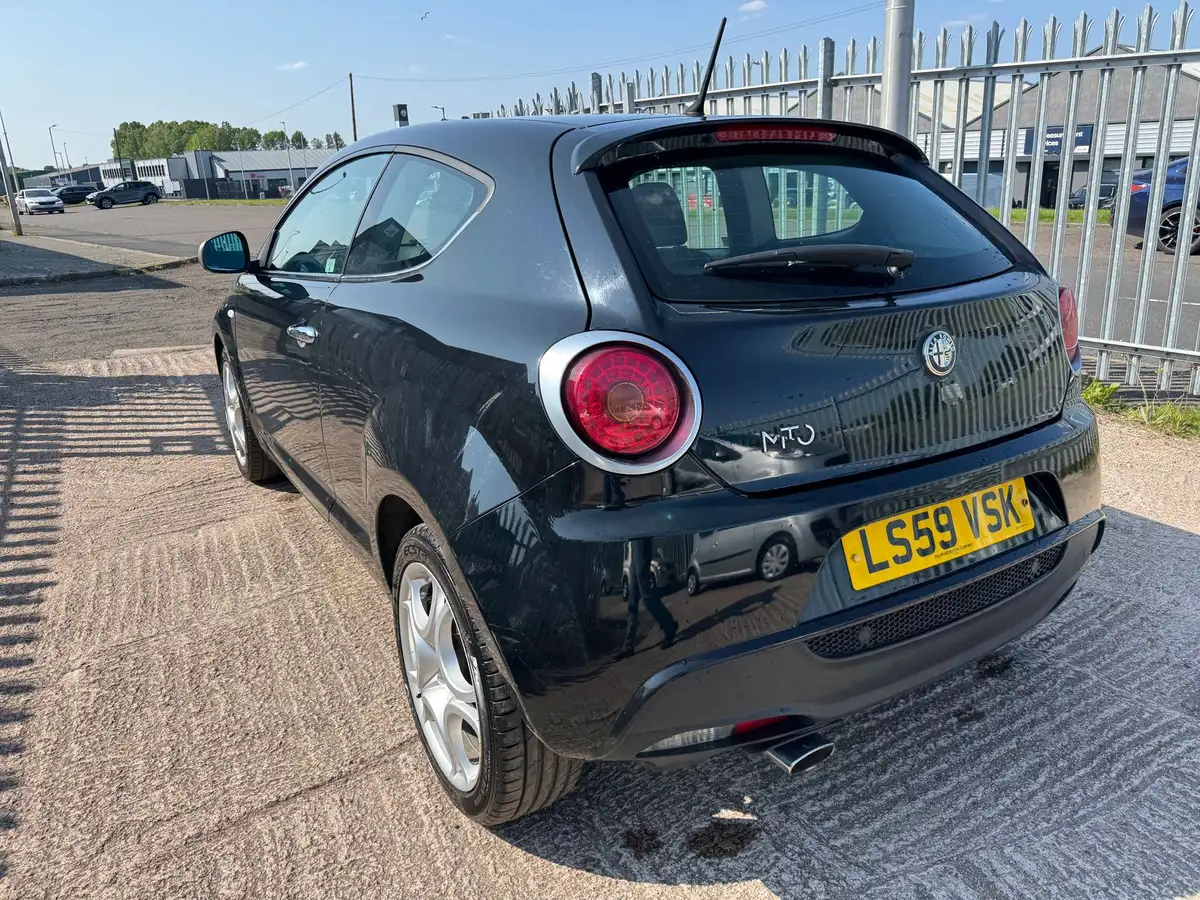 2009-alfa-romeo-mito-14-veloce-120bhp-big-11