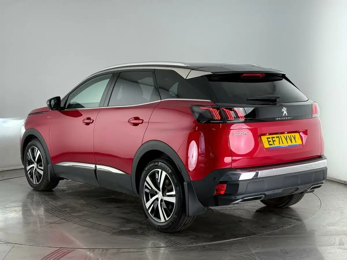 2022-peugeot-3008-suv-12-puretech-gt-big-3