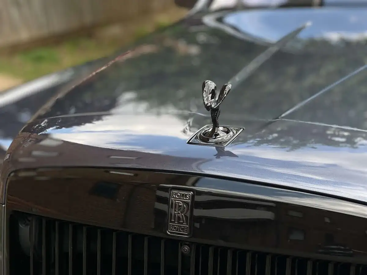 2022-rolls-royce-cullinan-675-big-10