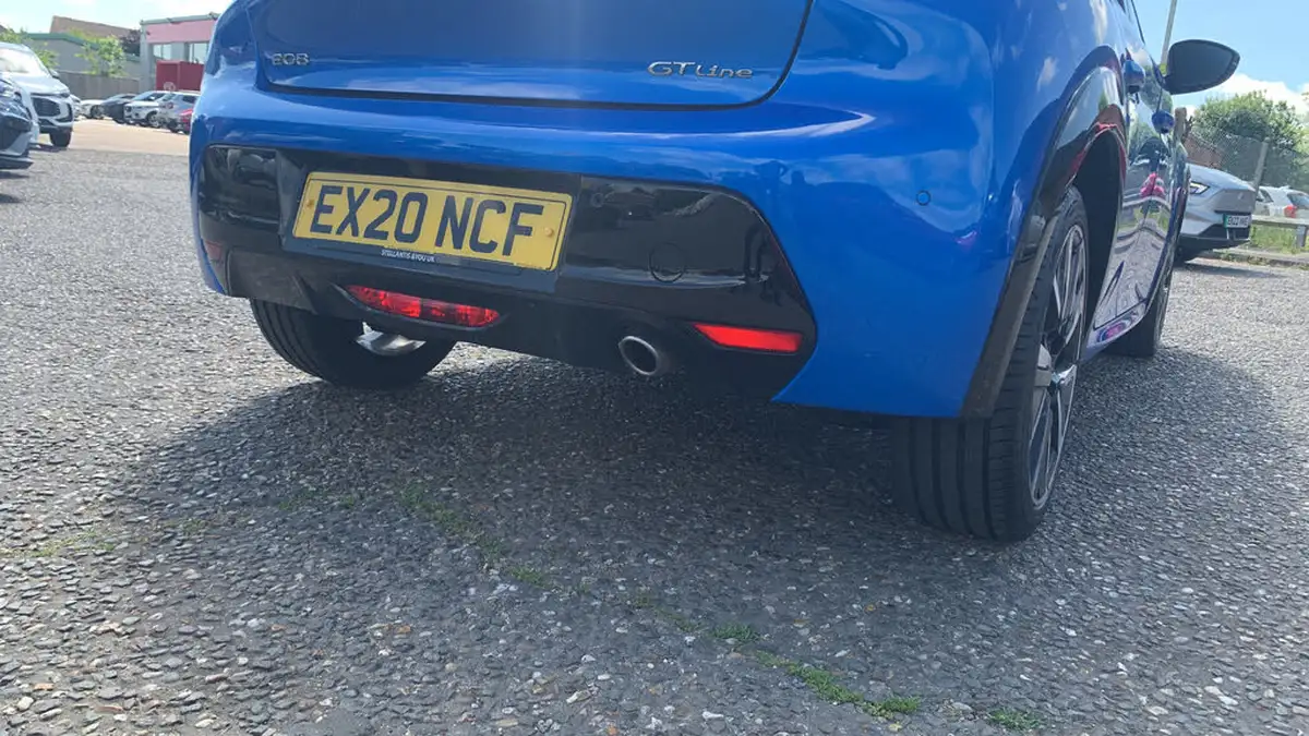 2020-peugeot-208-12-puretech-gt-line-100bhp-eat8-big-53