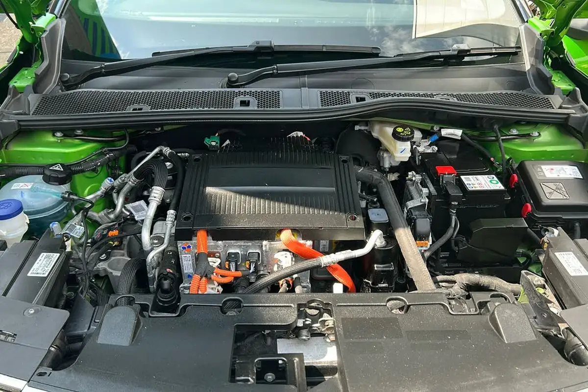 2022-vauxhall-mokka-e-ultimate-big-40