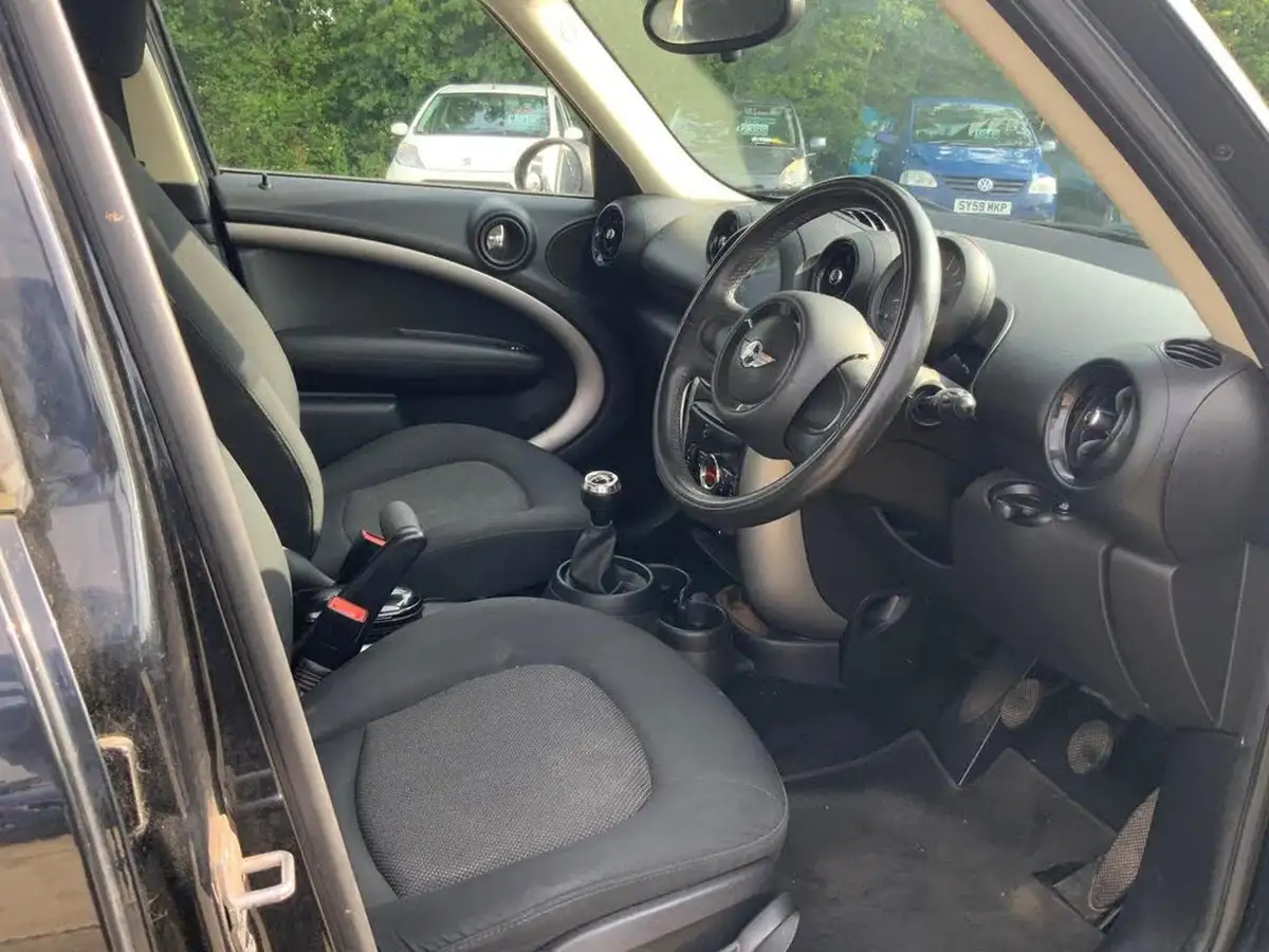 2014-mini-countryman-16-one-98bhp-big-34