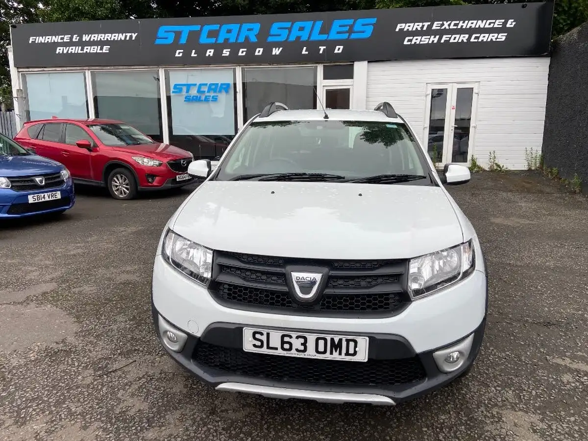 2013-dacia-sandero-stepway-09-ambiance-big-1