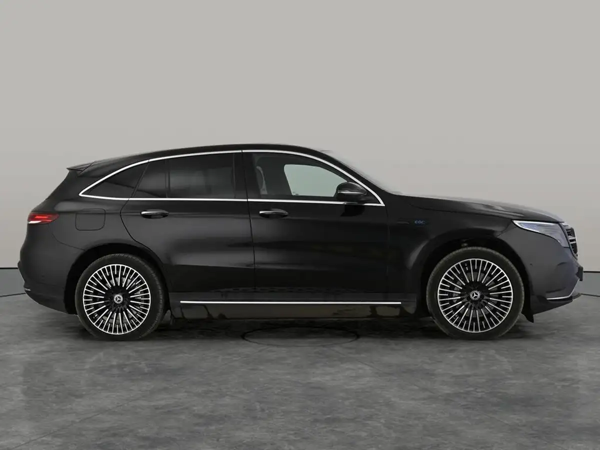 2022-mercedes-benz-eqc-e-eqc-400-amg-line-premium-big-4