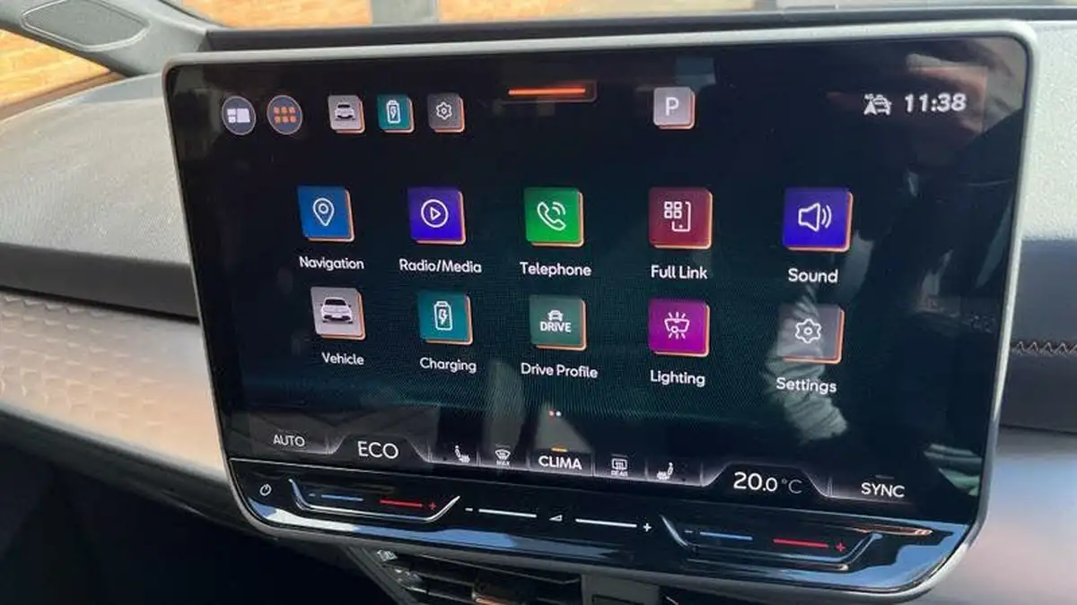 2024-cupra-born-e-v2-edition-big-23