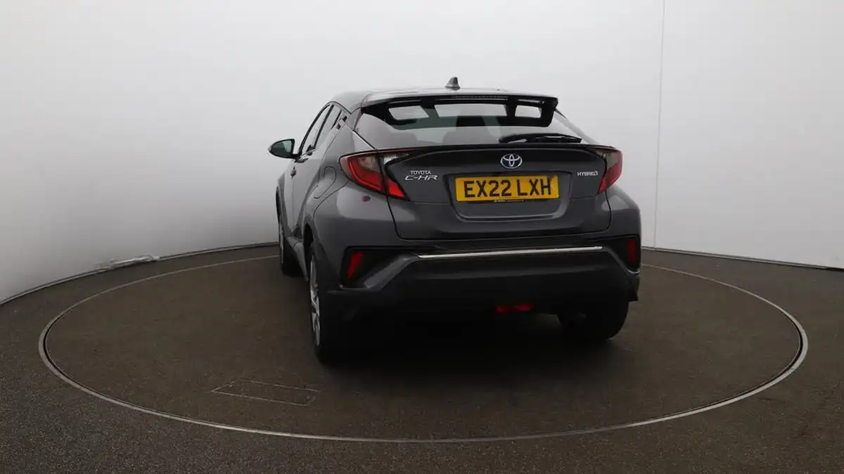 2022-toyota-c-hr-18-vvt-i-design-big-58