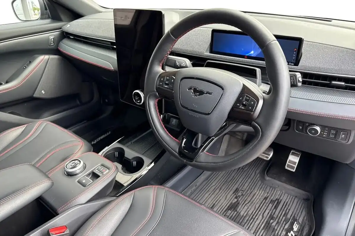 2022-ford-mustang-mach-e-e-extended-range-351ps-awd-big-13