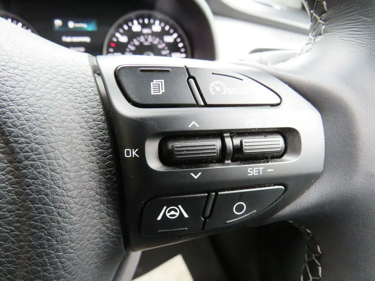 2024-kia-stonic-10-t-gdi-3-98bhp-dct-big-20