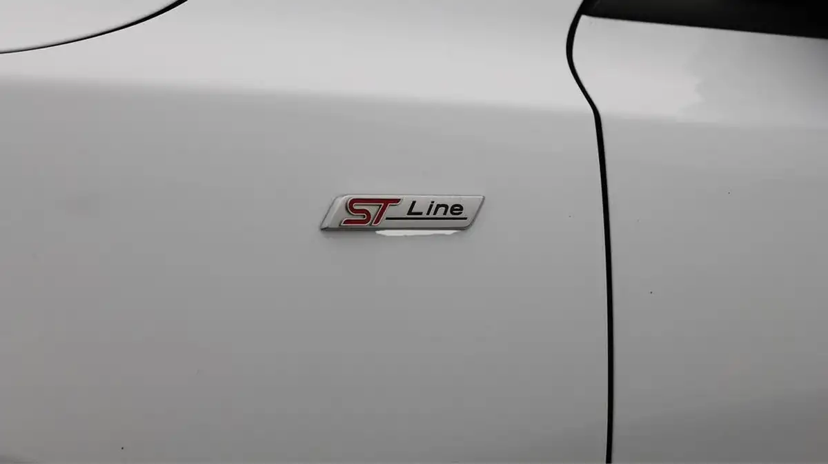 2020-ford-focus-10t-st-line-x-edition-155ps-hybrid-mhev-hatchback-big-20