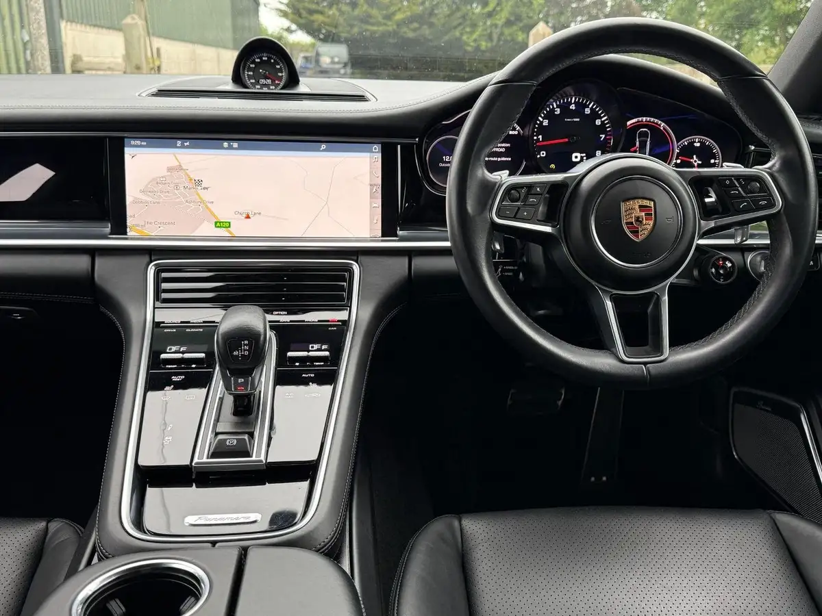2017-porsche-panamera-29-v6-4s-hatchback-big-12