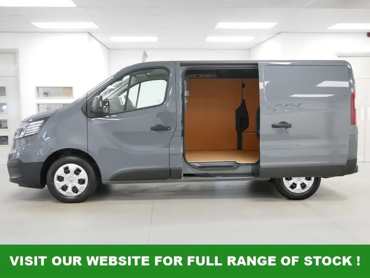 2022-renault-trafic-20dci-sl28-130-business-big-21