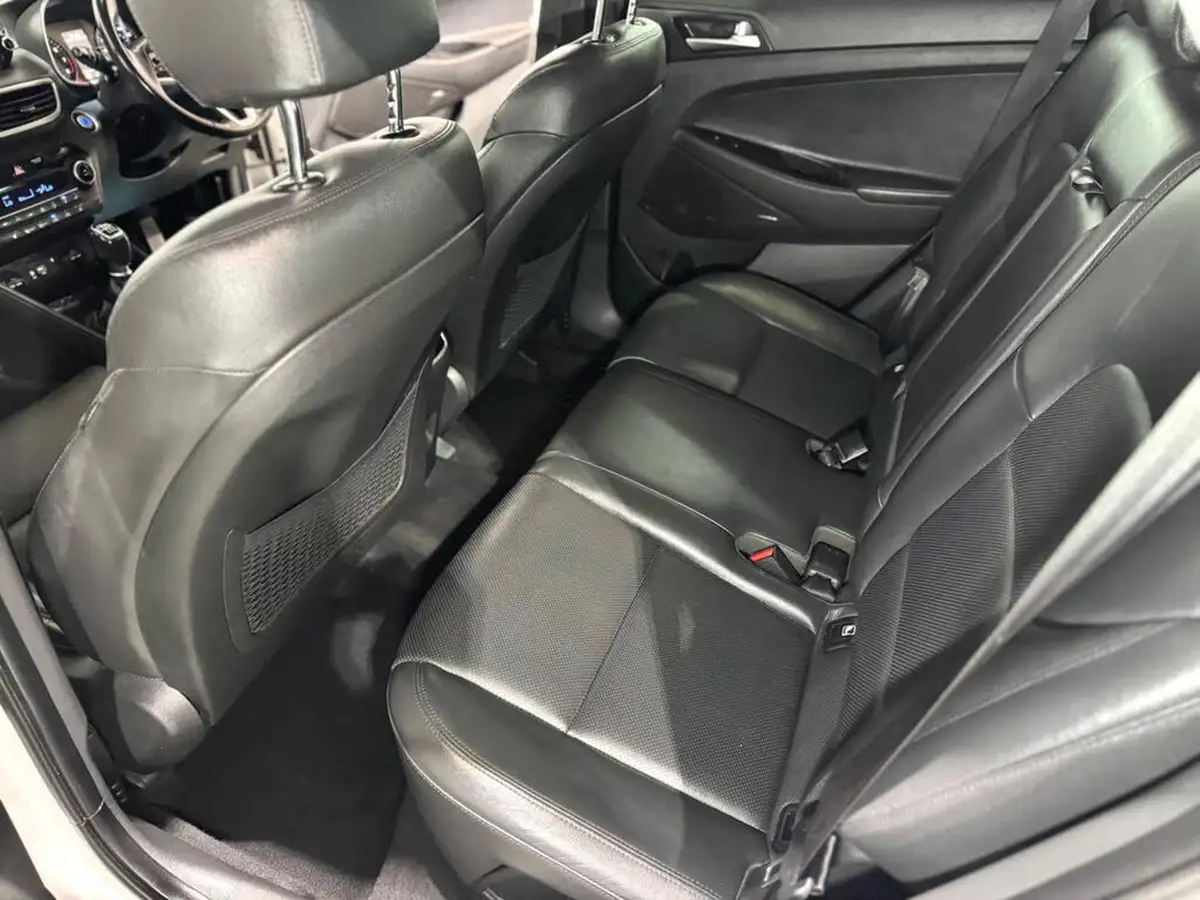 2019-hyundai-tucson-16-gdi-premium-big-16