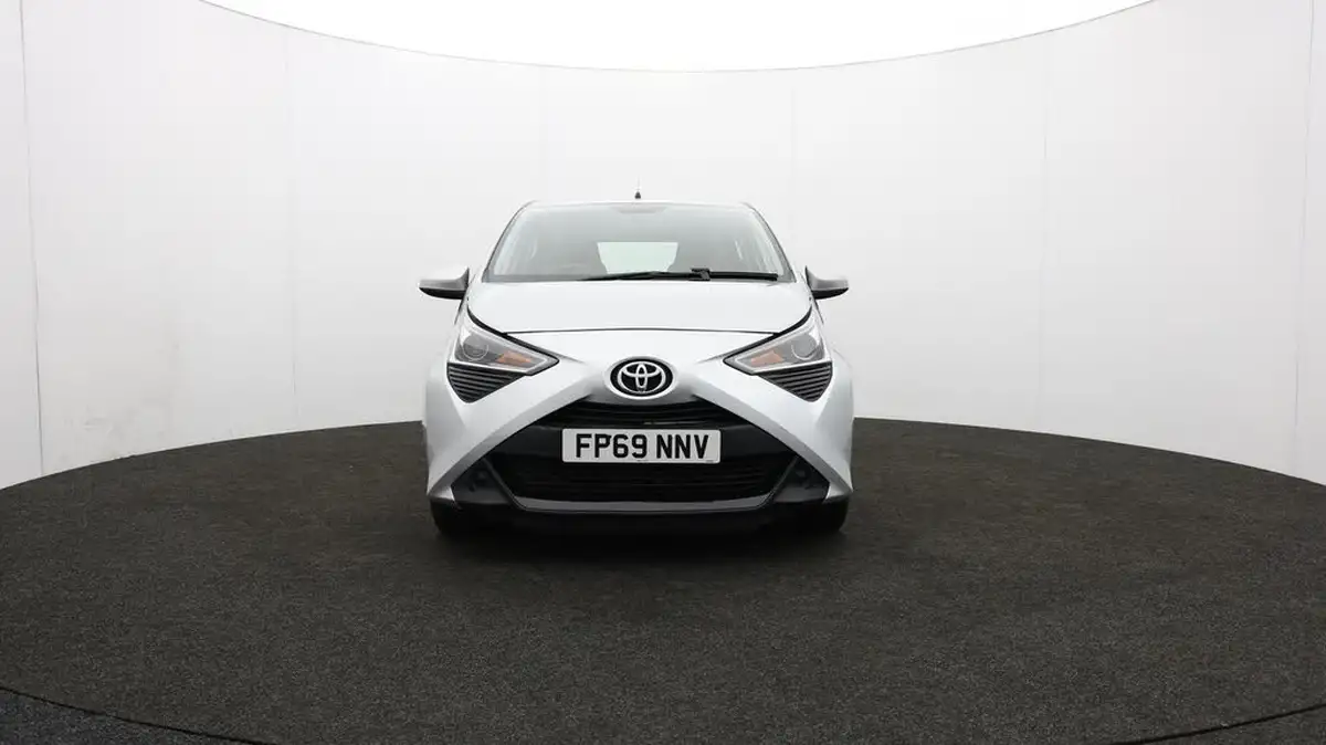 2019-toyota-aygo-10-vvt-i-x-play-big-47