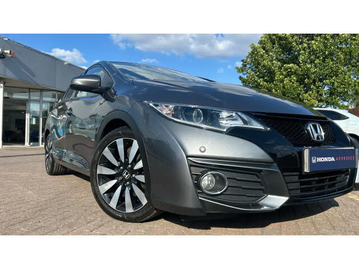 2015-honda-civic-18-se-plus-honda-connect-with-navi-hatchback-big-15