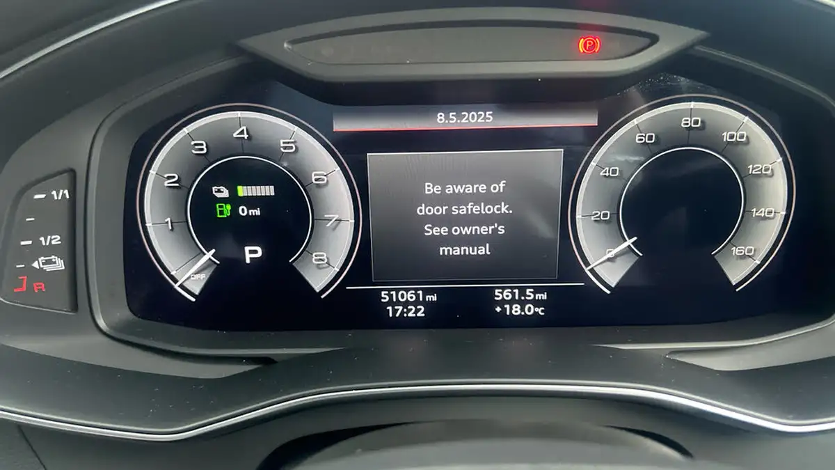 2020-audi-a6-saloon-20-50-tfsi-e-s-line-big-12
