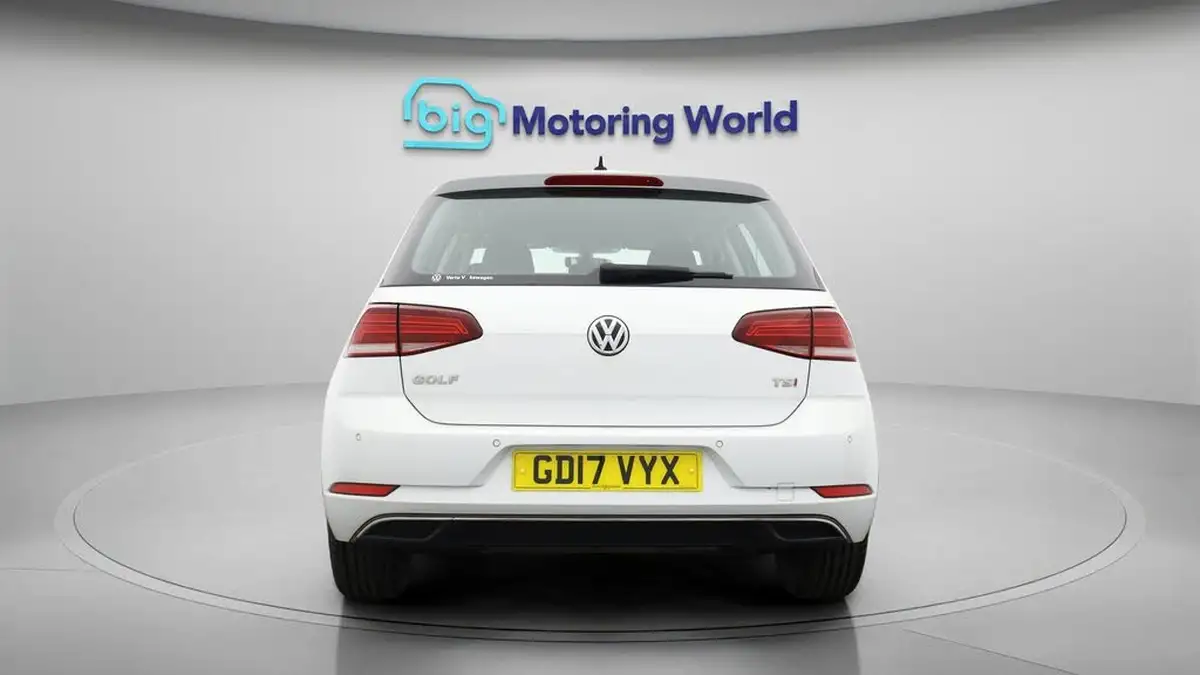 2017-volkswagen-golf-14-tsi-se-ss-hatchback-5d-big-6