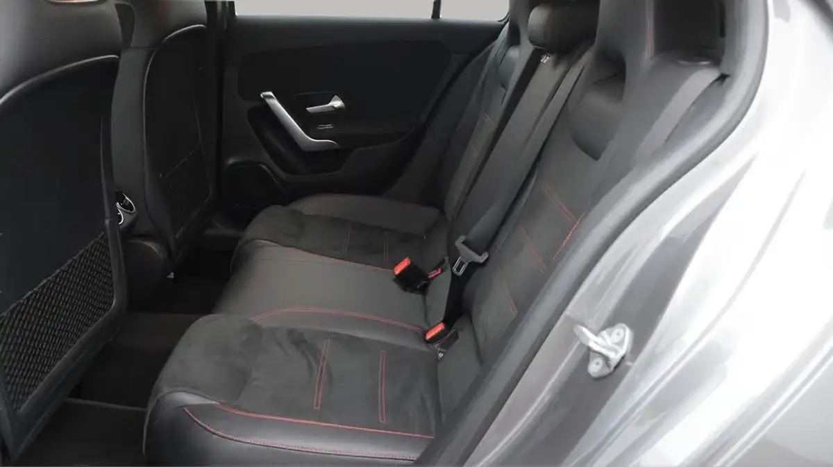 2019-mercedes-benz-a-class-20-a220-amg-line-hatchback-5d-big-16