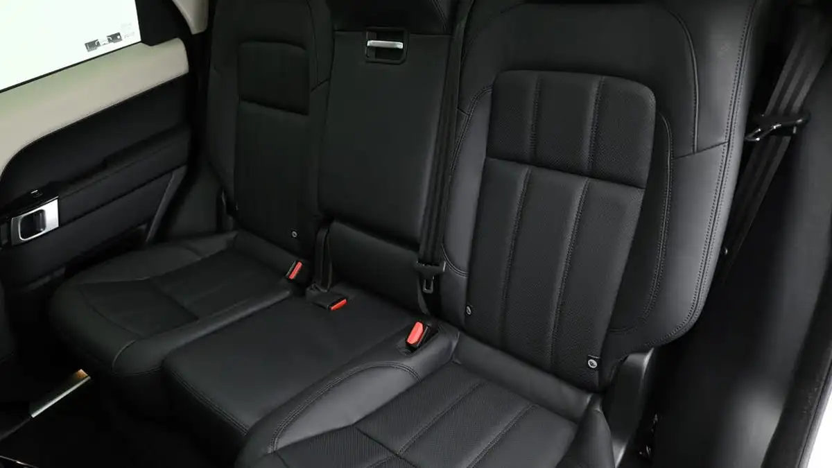 2022-land-rover-range-rover-sport-20-p400e-hse-silver-big-4