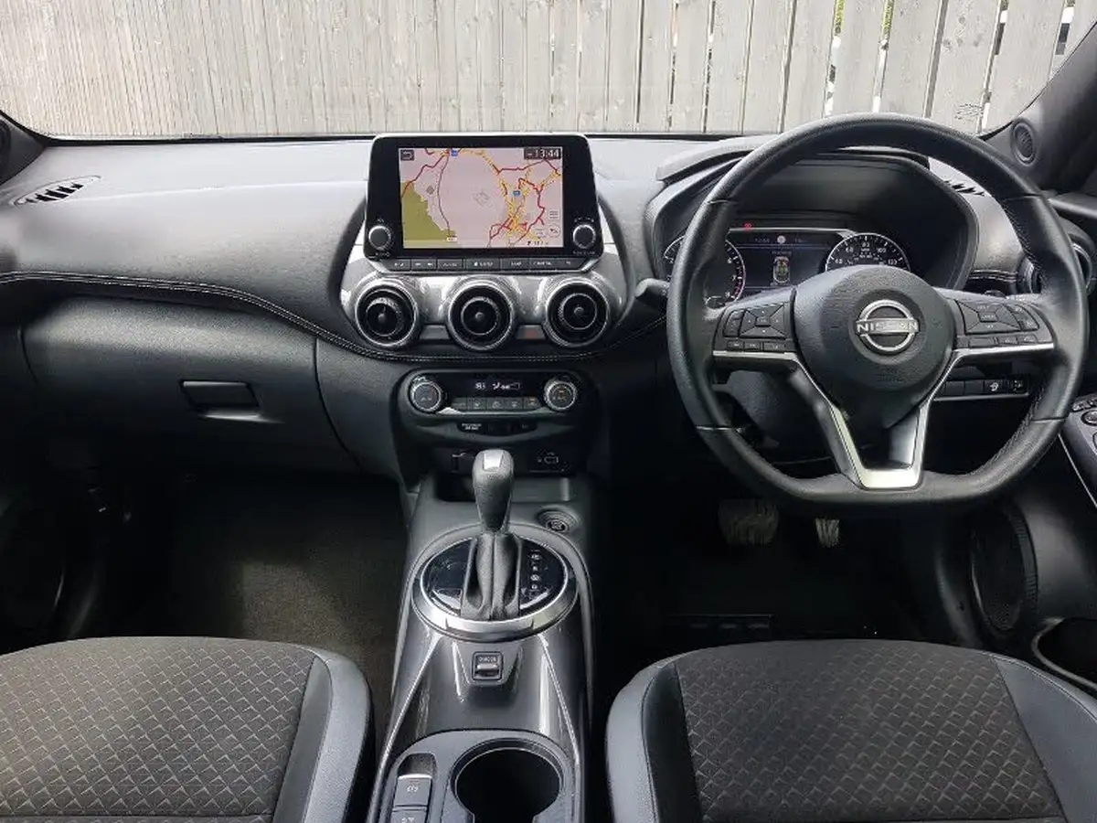 2023-nissan-juke-10-dig-t-n-connecta-dct-big-2