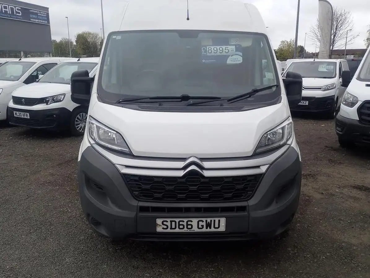 2017-citroen-relay-20bluehdi-35-l3h2-130eu6-big-1