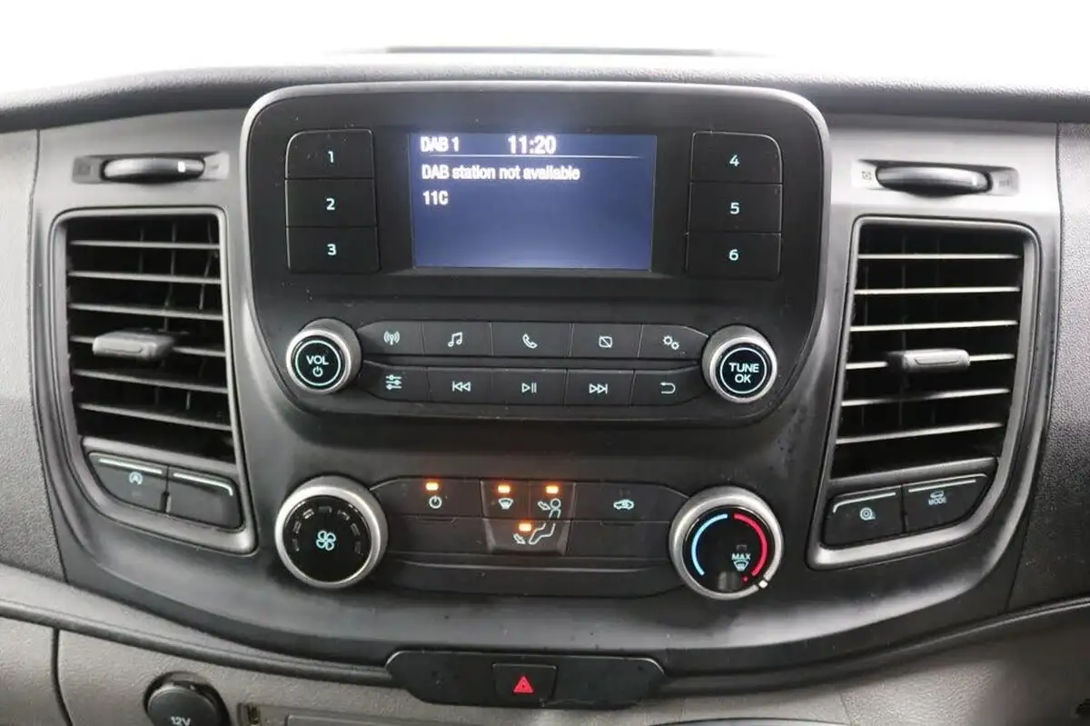 2022-ford-transit-big-23