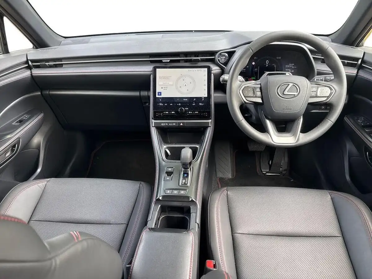 2024-lexus-lbx-15-premium-plus-big-10