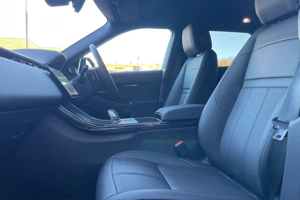 2024-land-rover-range-rover-evoque-20-d200-dynamic-se-big-32