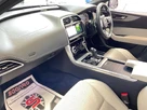 2019-jaguar-xe-20i-r-dynamic-s-250ps-small-26