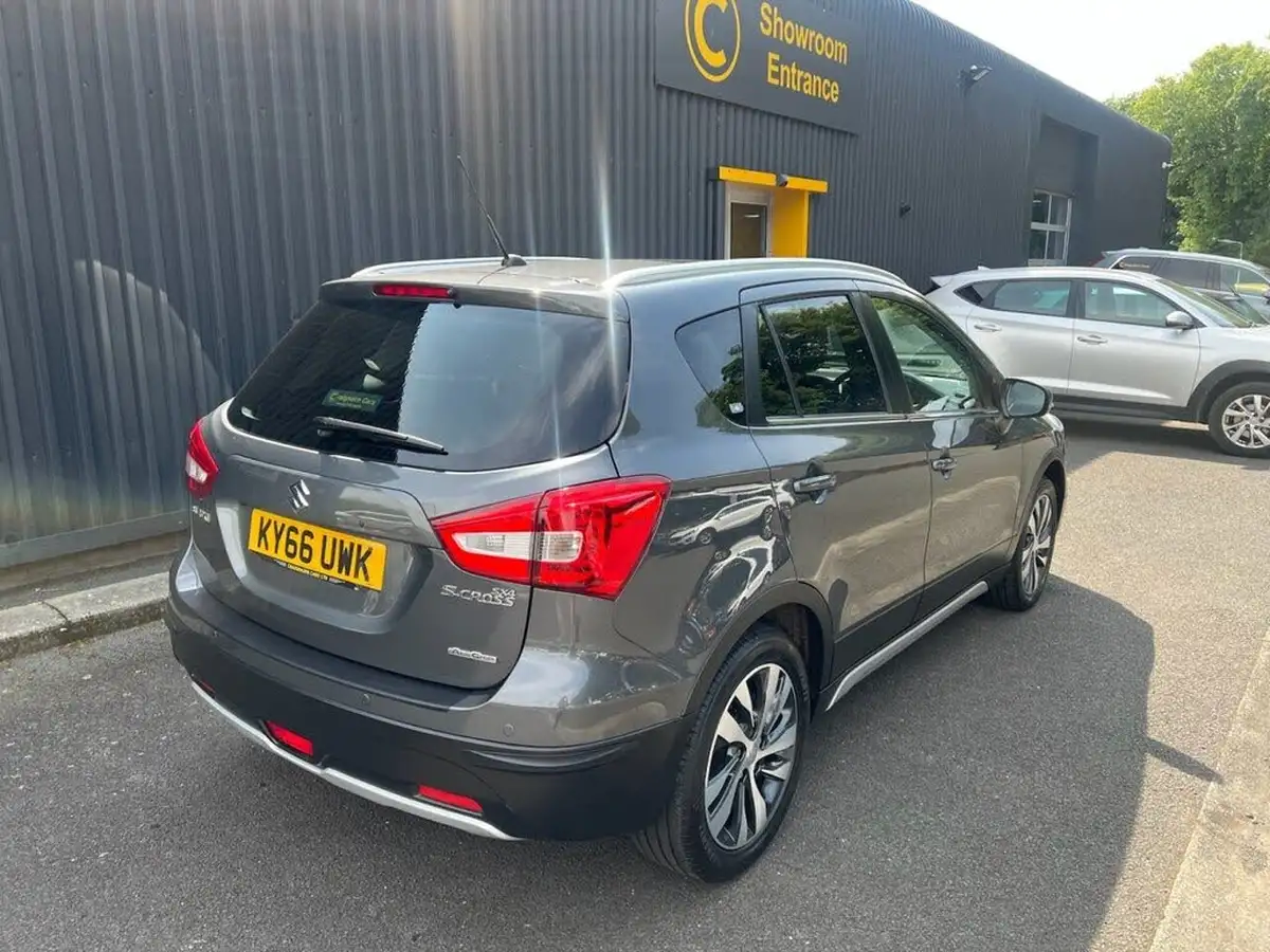 2016-suzuki-s-cross-14-boosterjet-sz5-big-3