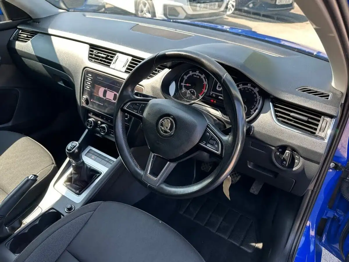 2018-skoda-octavia-10-tsi-se-technology-hatchback-big-35