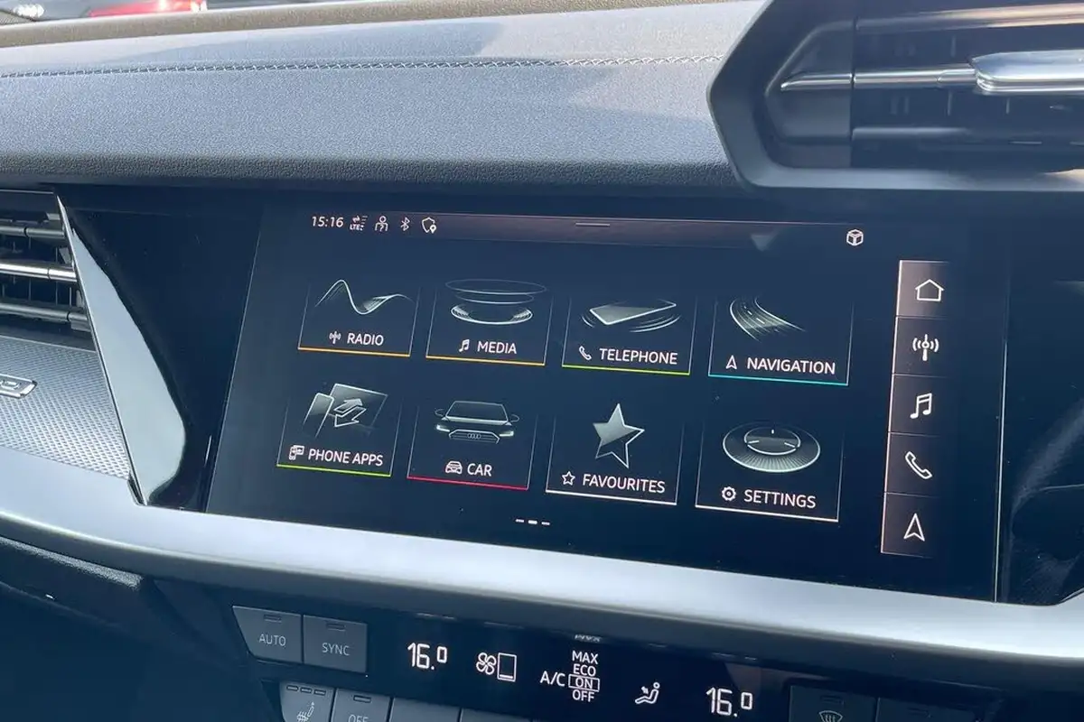 2021-audi-s3-20-tfsi-sportback-5d-big-46