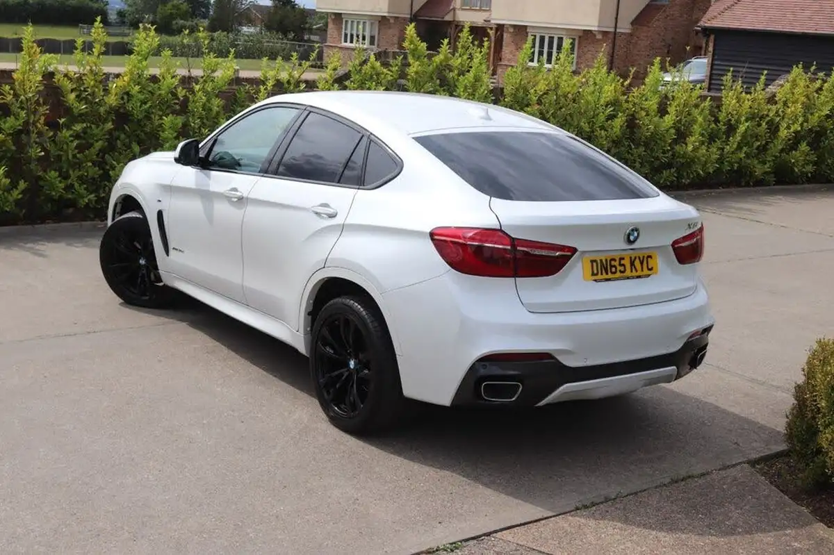 2015-bmw-x6-30td-xdrive30d-m-sport-big-21