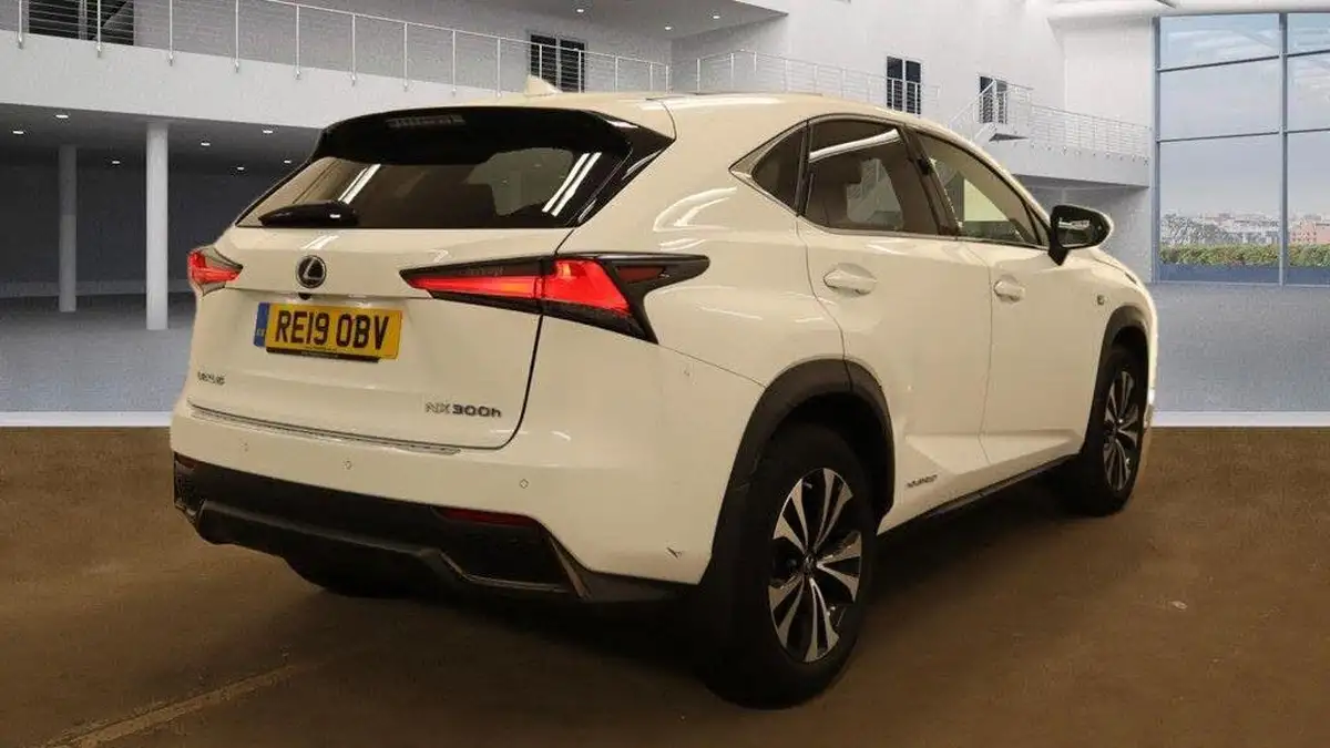 2019-lexus-nx-300h-25-f-sport-panroof-big-1