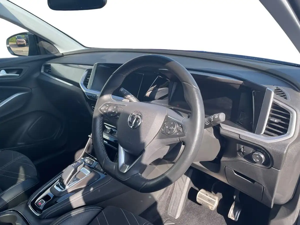2023-vauxhall-grandland-12-ultimate-130ps-auto-big-14