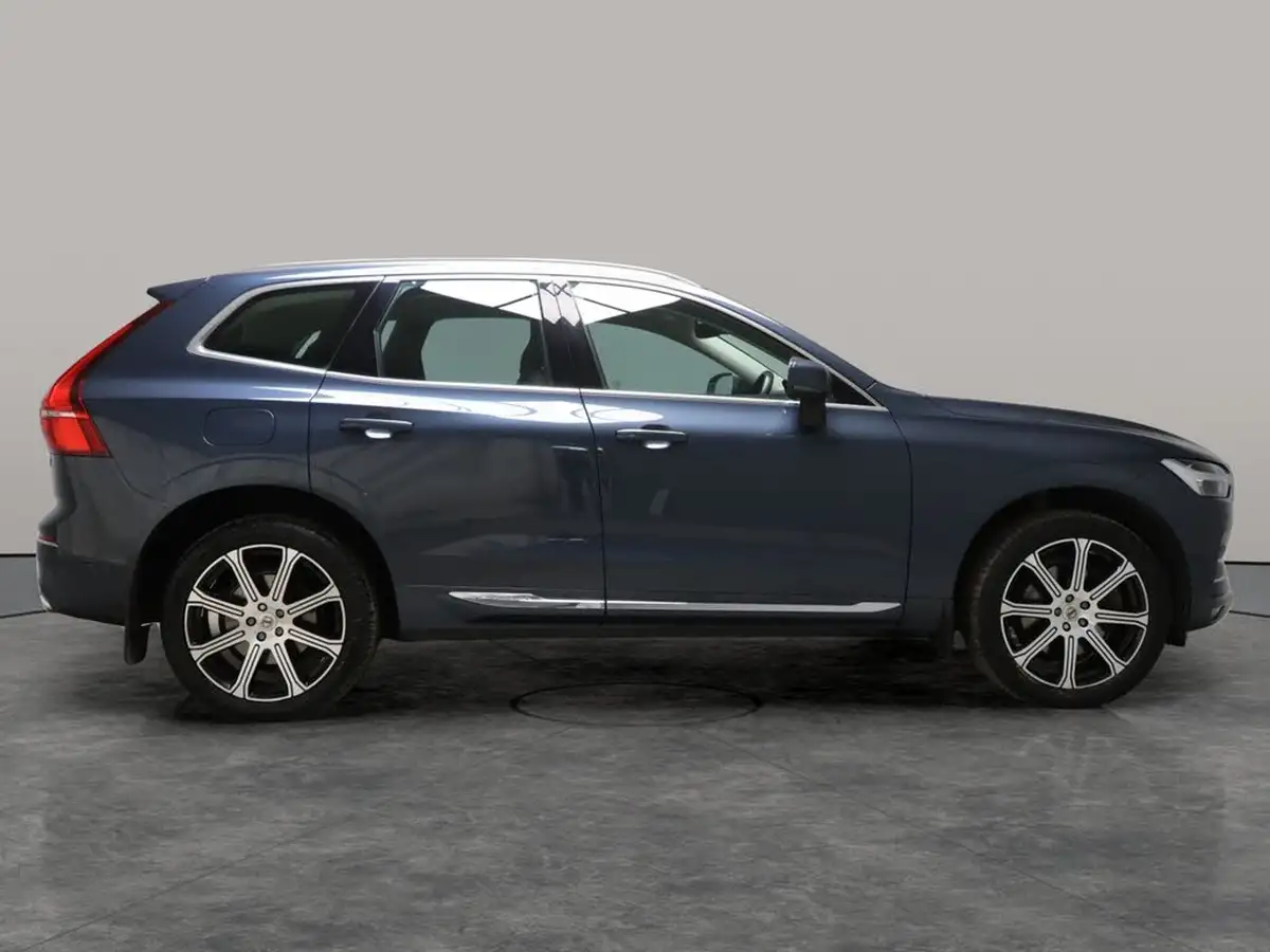 2018-volvo-xc60-20td-d4-inscription-pro-4x4-geartronic-big-12