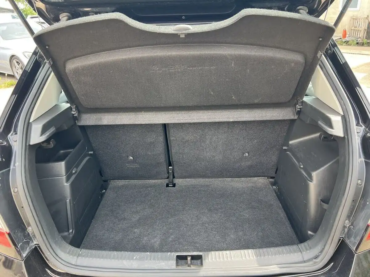 2015-skoda-fabia-12-tsi-se-l-90ps-hatchback-big-8