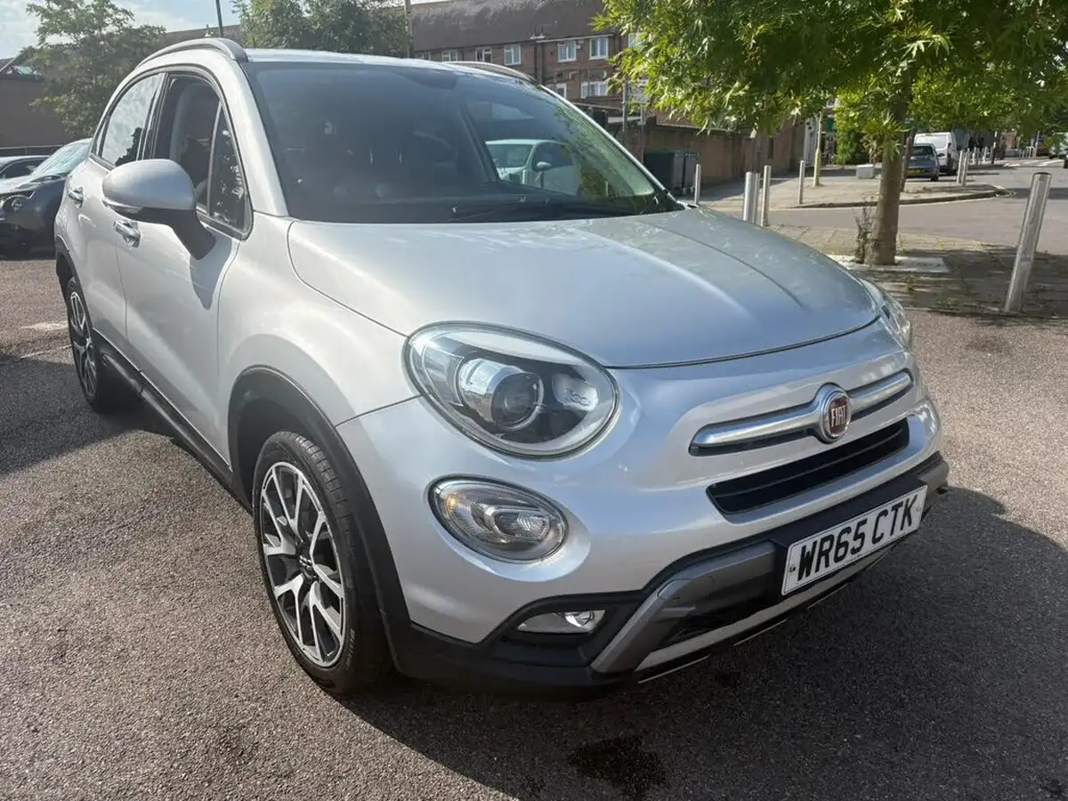 2015-fiat-500x-16multijet-ii-cross-plus-big-0