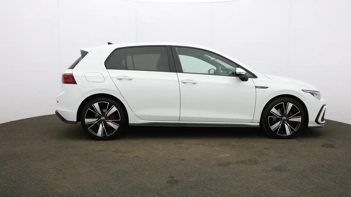 2023-volkswagen-golf-20tdi-gtd-big-45