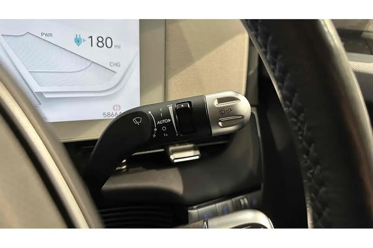 2022-hyundai-ioniq-5-e-premium-217ps-73kwh-rwd-big-32