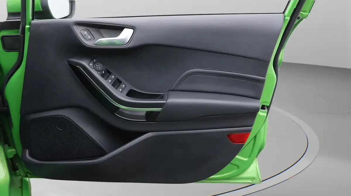2022-ford-fiesta-15t-st-3-5d-big-15