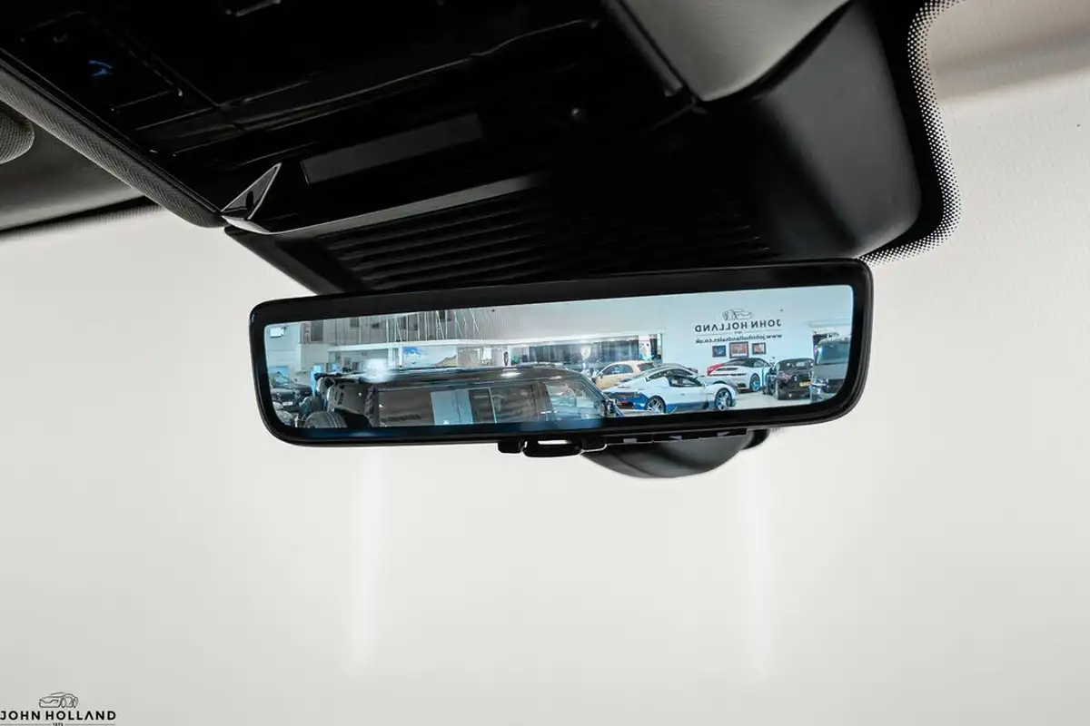 2024-land-rover-range-rover-30-d350-hse-big-29