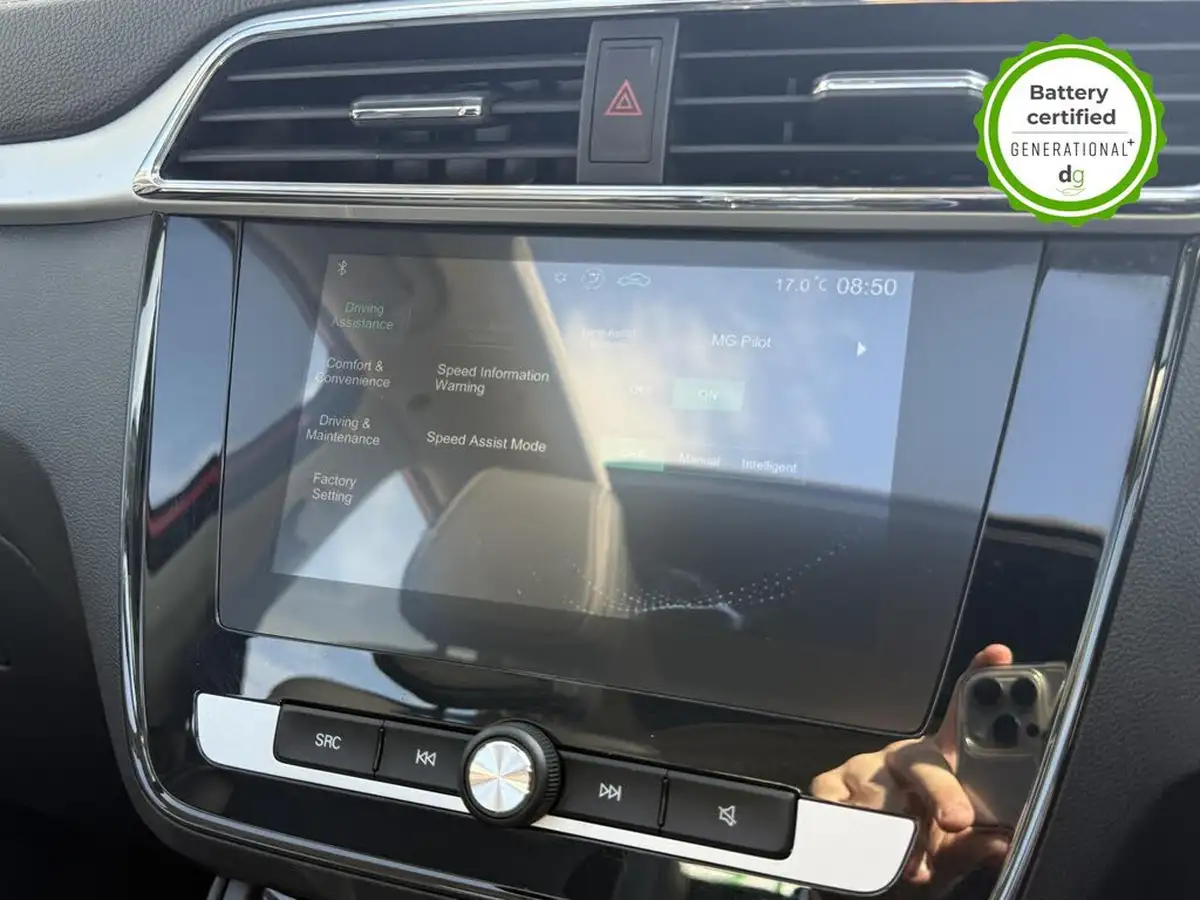 2019-mg-zs-suv-e-exclusive-ev-big-35
