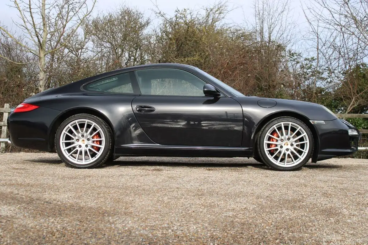 2010-porsche-911-36-carrera-coupe-pdk-big-1