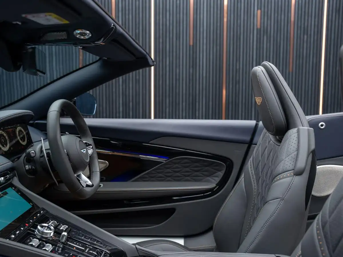 2024-aston-martin-db12-40-v8-auto-euro-6-ss-2dr-big-40