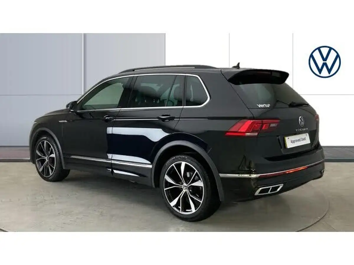 2023-volkswagen-tiguan-15-tsi-r-line-edition-big-2