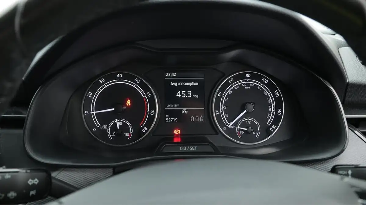 2020-skoda-kamiq-10-tsi-se-95ps-big-10