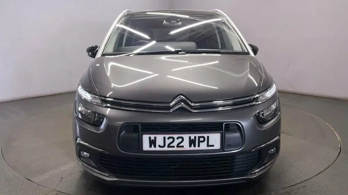 2022-citroen-grand-c4-spacetourer-12-puretech-sense-eat8-big-9