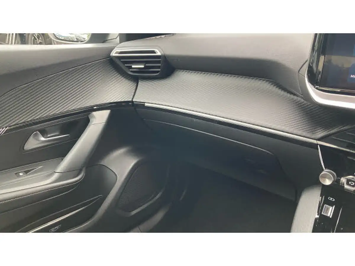 2025-peugeot-2008-suv-12-puretech-allure-130ps-big-34