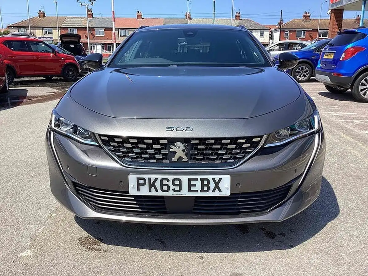 2019-peugeot-508-sw-16-puretech-gt-line-180bhp-ss-eat8-big-24