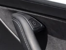 2022-tesla-model-y-e-long-range-small-79